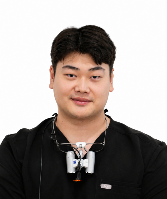 Dr John Kim